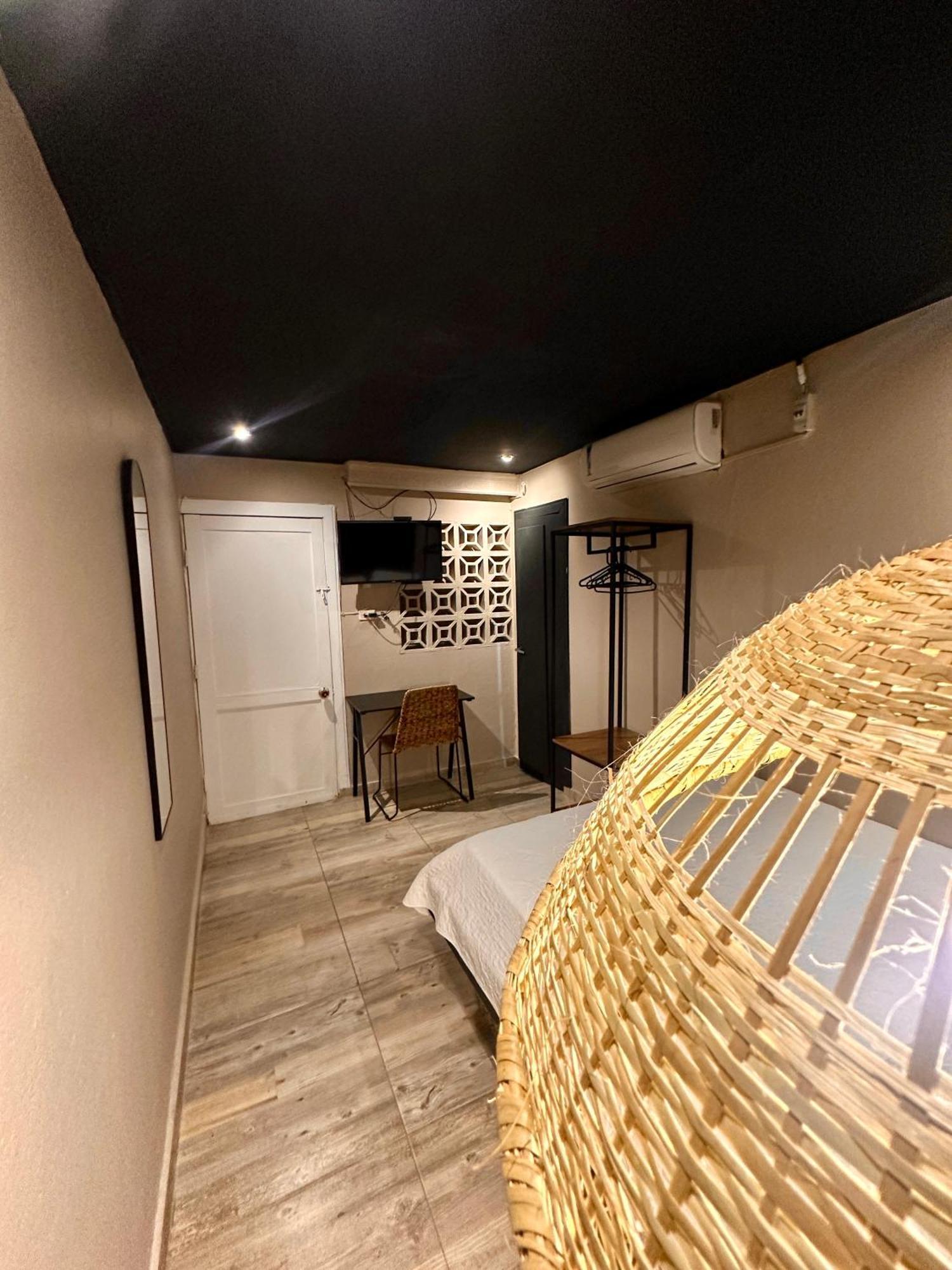 Hotel Londres バジェドゥパル エクステリア 写真