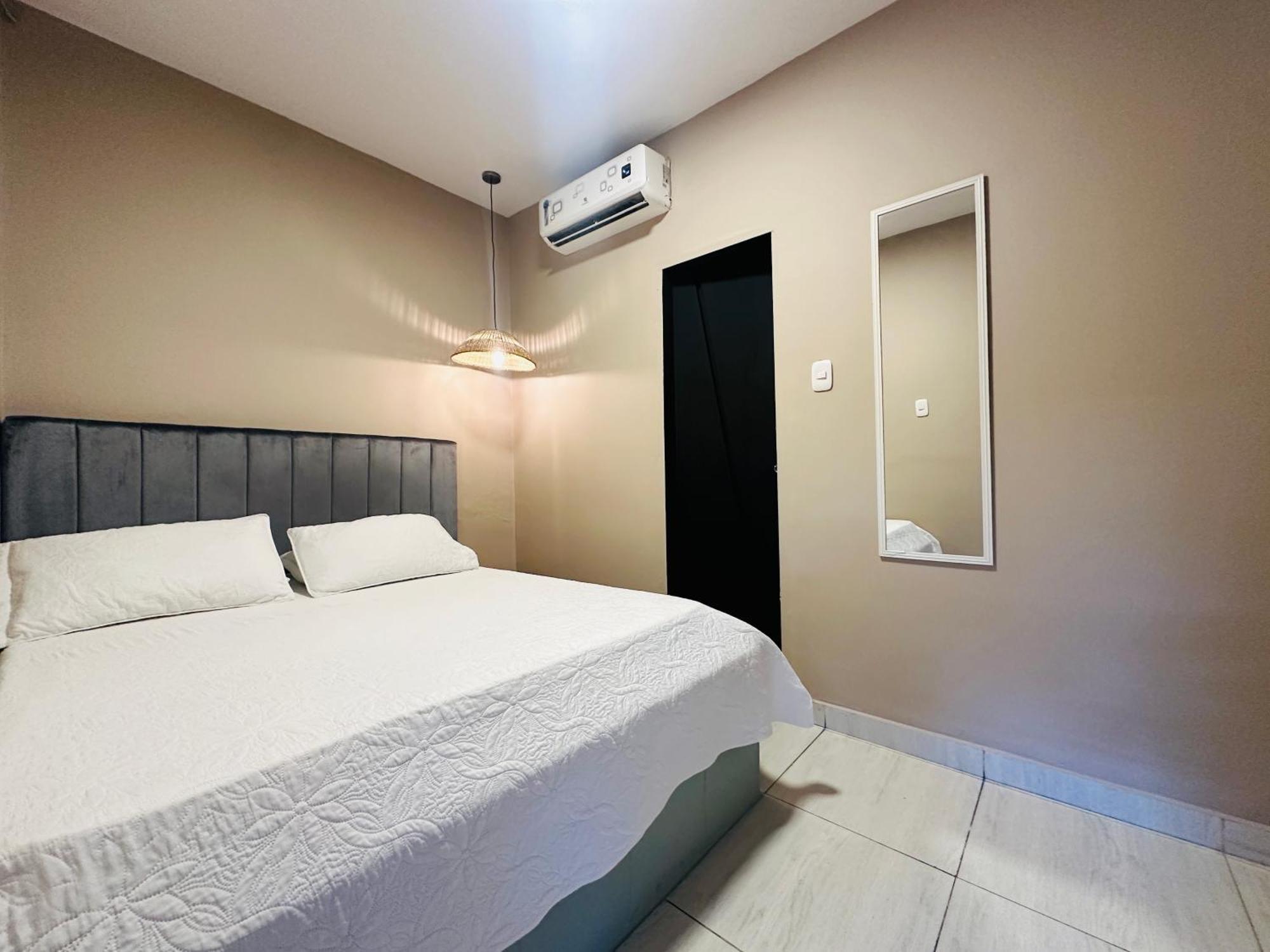 Hotel Londres バジェドゥパル エクステリア 写真