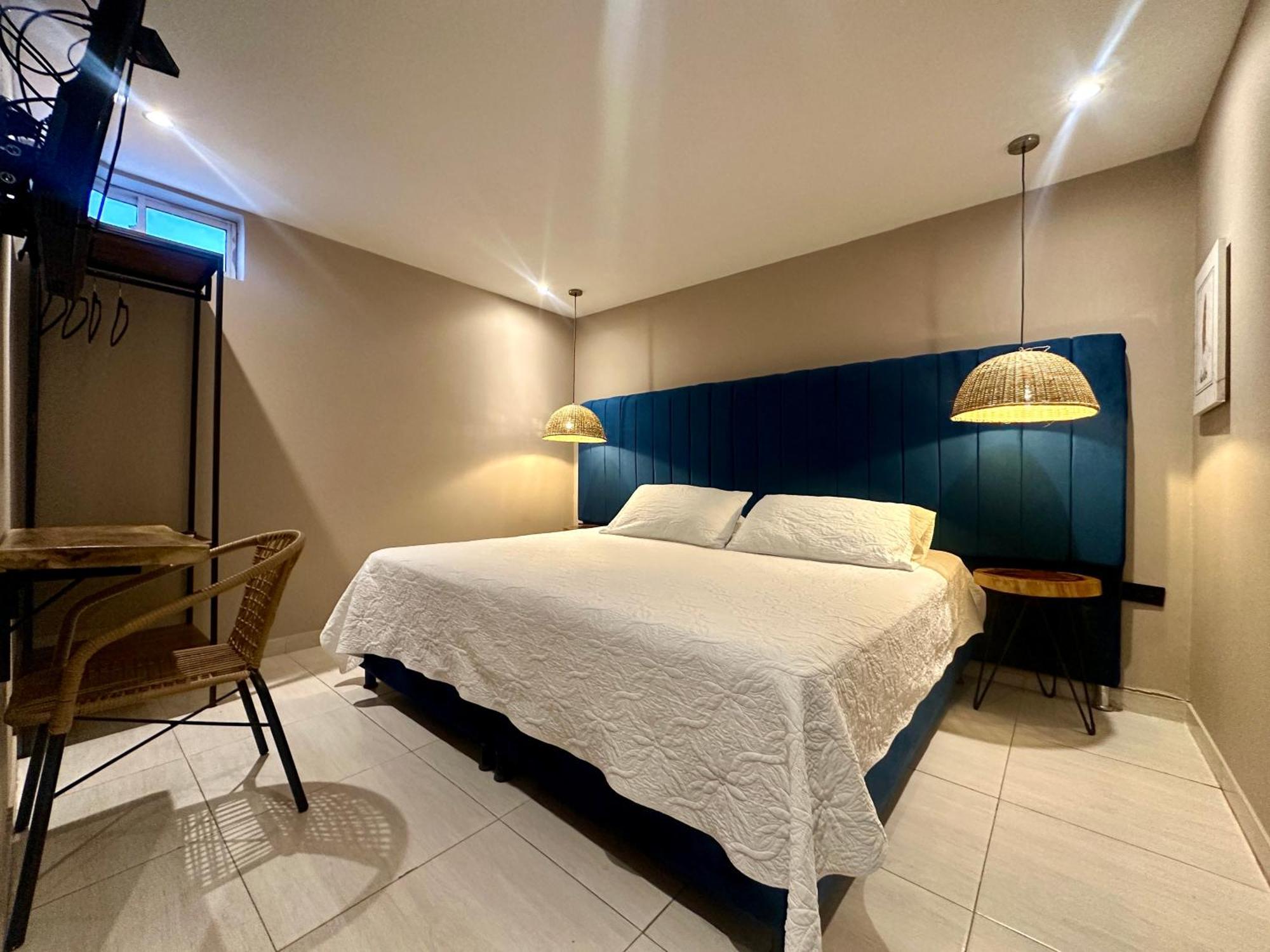 Hotel Londres バジェドゥパル エクステリア 写真
